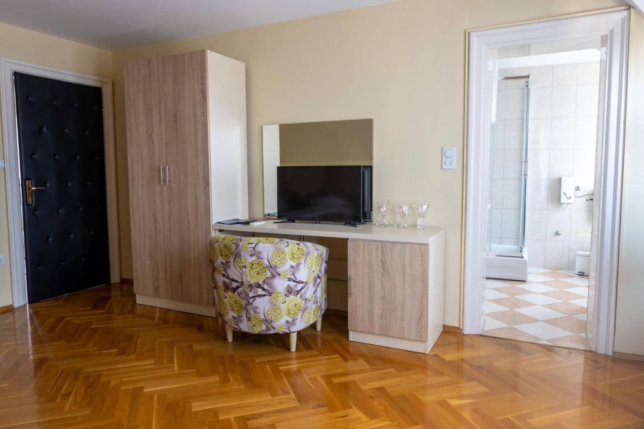 Motel Vila Bakarni Brčko Extérieur photo